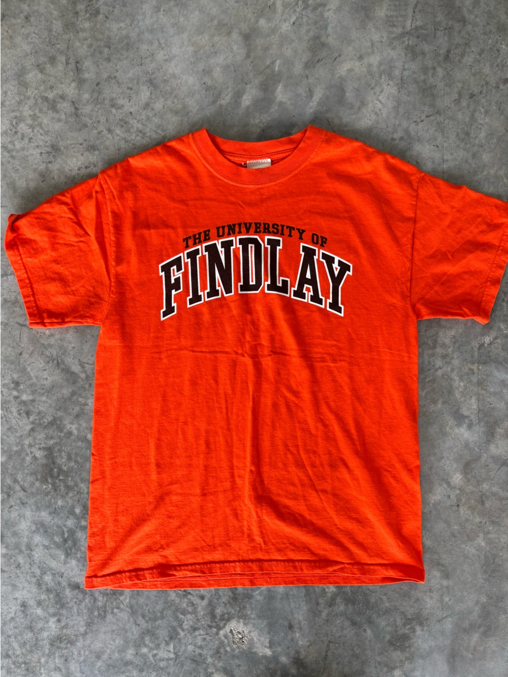 Vintage 1990 University of Findlay men’s orange t-shirt